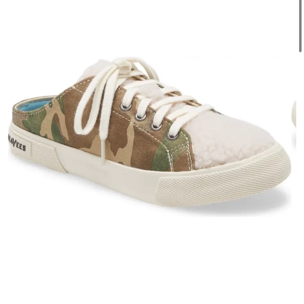 Canvas Camo Sherpa Mule Sneaker - Beige Camo